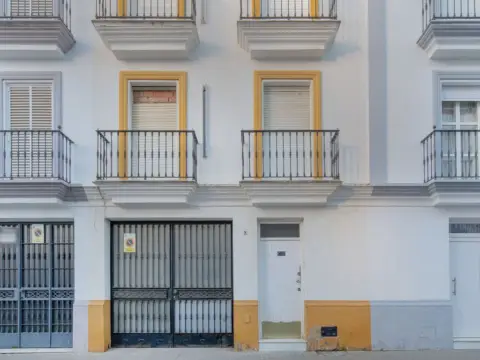 Chalet adosado en calle C- Antillas Las