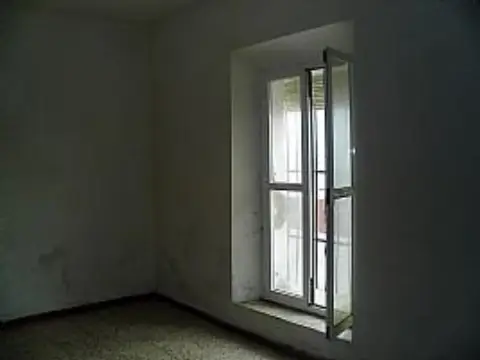 Piso en calle C- San Miguel