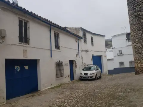 Casa en calle de los Torres