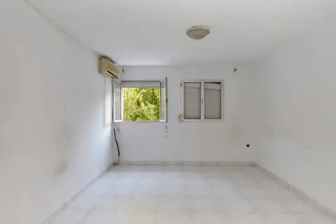 Piso en calle C-  San Felipe Neri