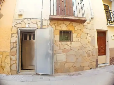 Chalet adosado en calle de Jesús