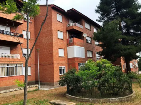 Piso en calle de Montalbán