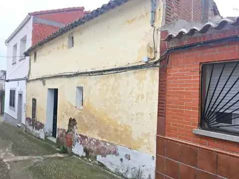 Chalet adosado en calle de San Roque
