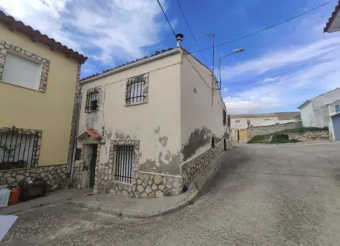 Chalet adosado en calle Altillo