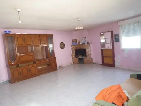 Chalet adosado en calle C- Barranco