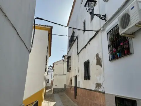 Chalet adosado en calle de Pedro Gálvez