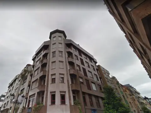 Garaje en calle de Pérez de Ayala