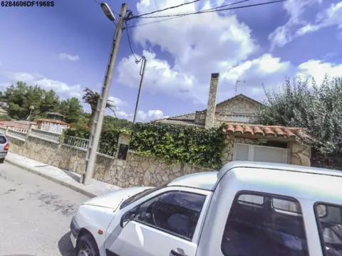 Chalet en calle C- Cervera