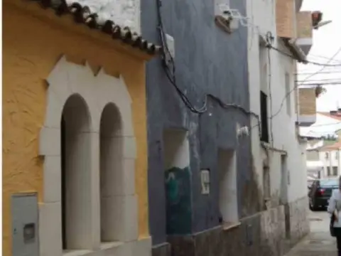 Chalet adosado en calle de los Jardines