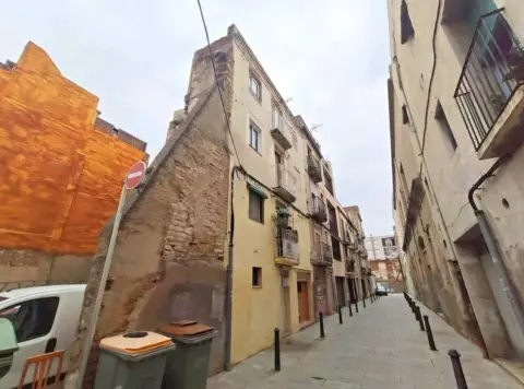 Dúplex en calle C- Girada