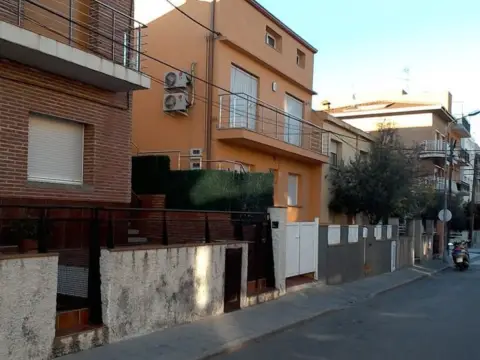 Chalet adosado en calle C- Valencia