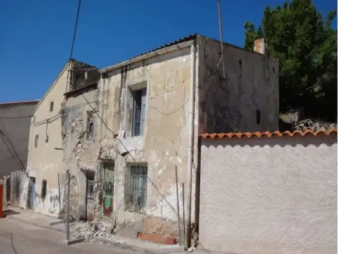 Chalet adosado en calle Caño