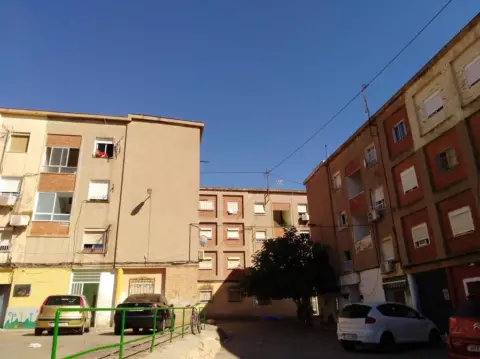 Piso en calle Pz. Maestro Jose Palmis