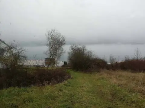 Terreno en calle Granda Siero. Cierro de La Braña