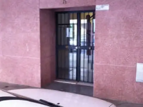 Piso en calle de Venezuela