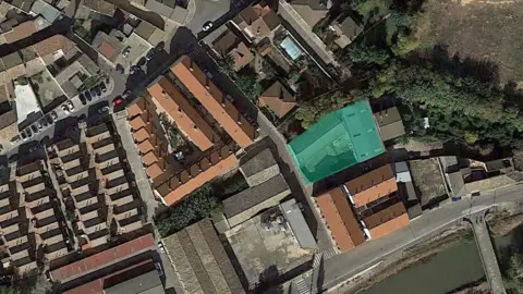 Terreno en calle C- Mayor