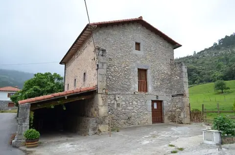 Chalet en calle C- Llueva