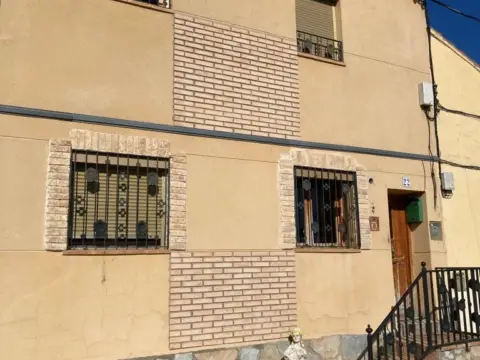 Chalet en calle C- Castelar