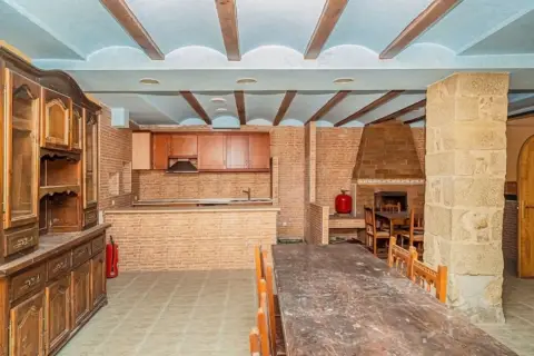 Chalet adosado en calle C- Cuesta Concilio