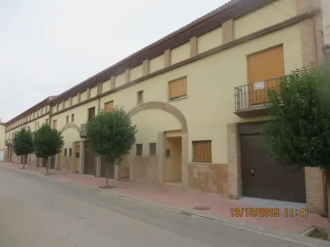 Chalet adosado en Avenida de Zaragoza