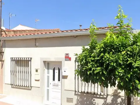 Casa en calle C- Ramón Carande