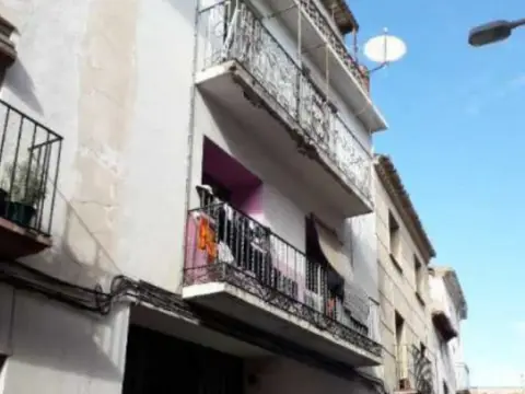 Piso en calle C- Hilarza