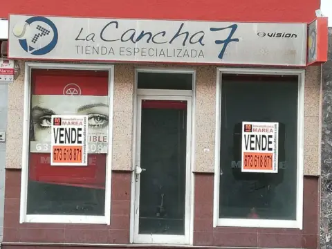 Local comercial en calle C- Juan Manuel Durán