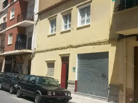 Casa en calle C- Cristóbal Pérez Pastor