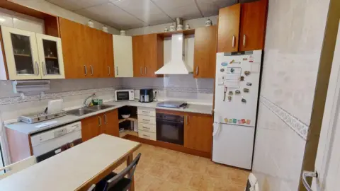 Piso en calle C- Francisco Coello