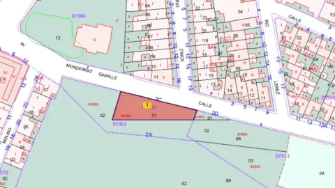 Terreno en calle Peri Ue-20-5