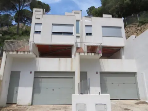 Chalet adosado en calle Font de La Brinxa