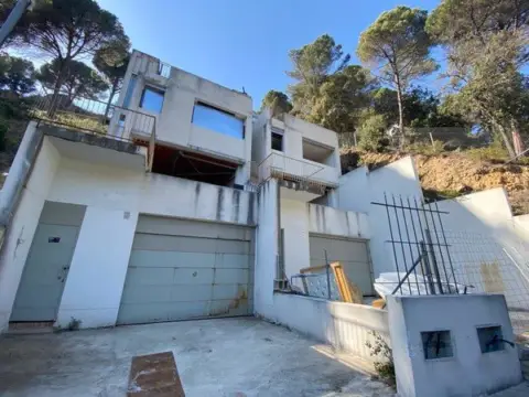 Chalet adosado en calle Font de La Brinxa