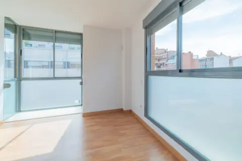 Estudio en calle C- Doctor Salgado