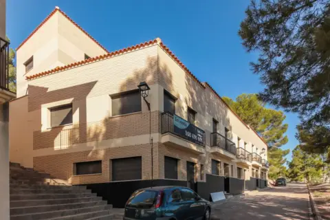 Chalet adosado en calle C- del Margallo
