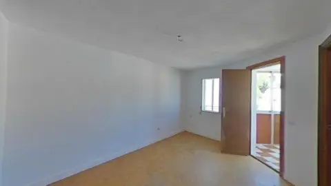 Piso en calle C- Terriente