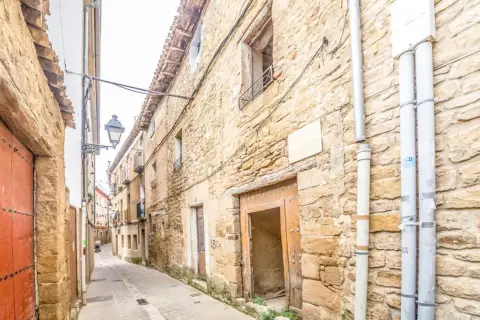 Casa en calle C- Olmo