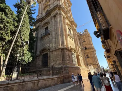 Piso en calle Ollerías