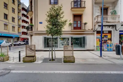 Local comercial en calle de Biteri