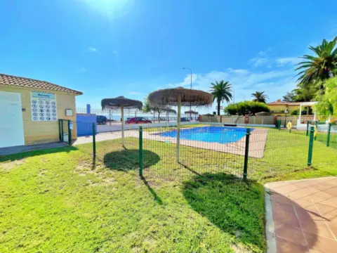 Pavillon à calle Carretera Málaga-Almería