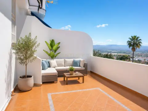 Chalet en calle Pl. Antonio Gala