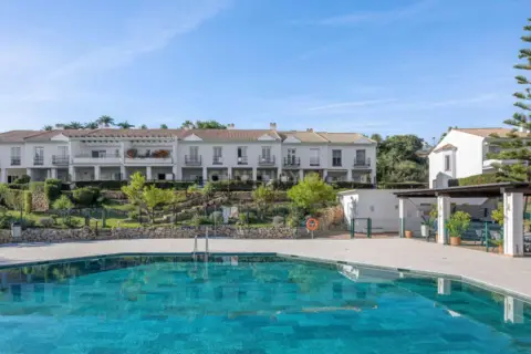 Chalet en calle Ur Felisa de Cortes  Paraiso Parkbenahavis