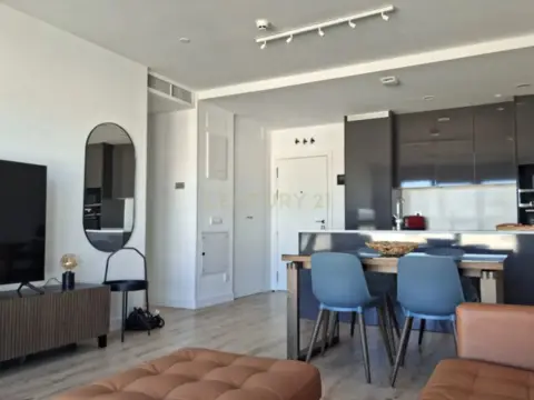 Piso en Paseo de los Martiricos