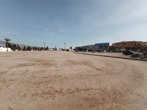 Terreno en calle de Murgis