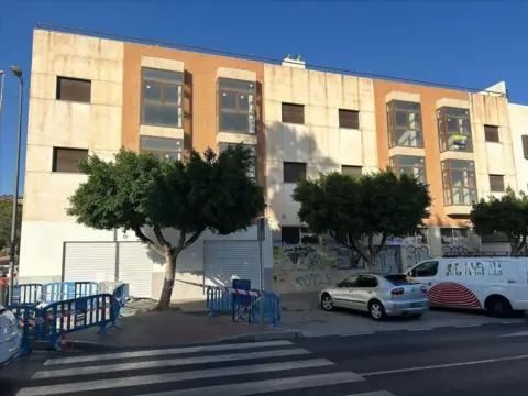 Piso en calle Galindez de Carvajal