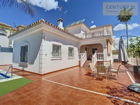 Chalet en calle Mentón