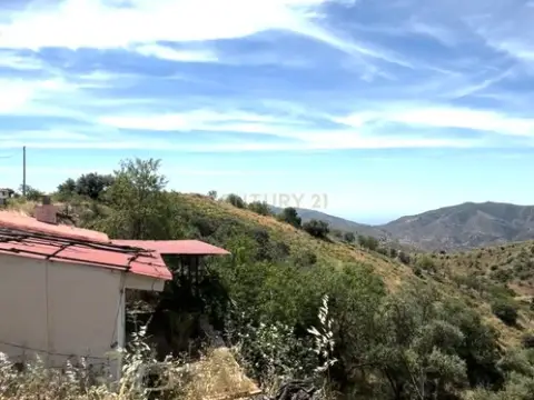 Terreno en calle Polígono 8
