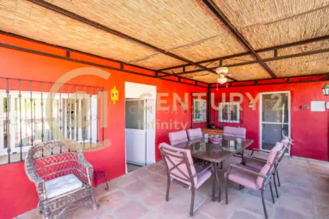 Chalet en calle Polígono 4