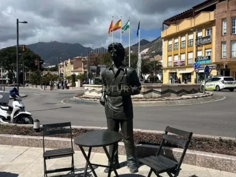 Local comercial en Avenida de la Constitución