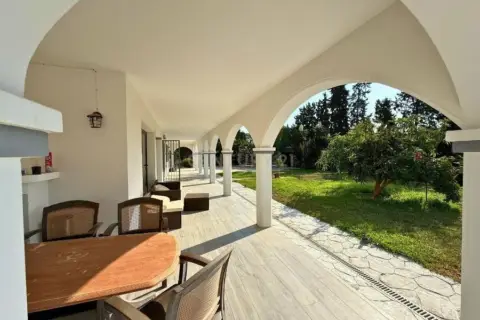 Chalet en calle Mimosas