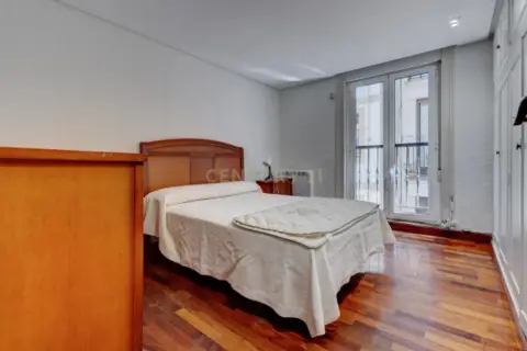 Piso en calle de Fermín Calbetón